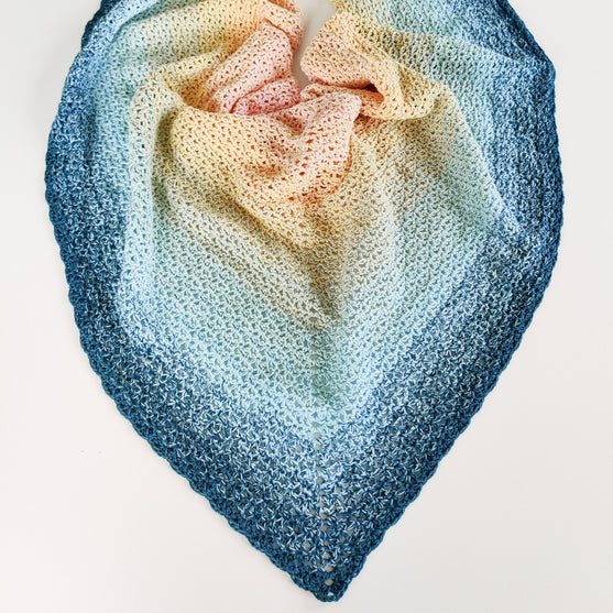 

Fairytale Sunrise - Dreieckstuch
3