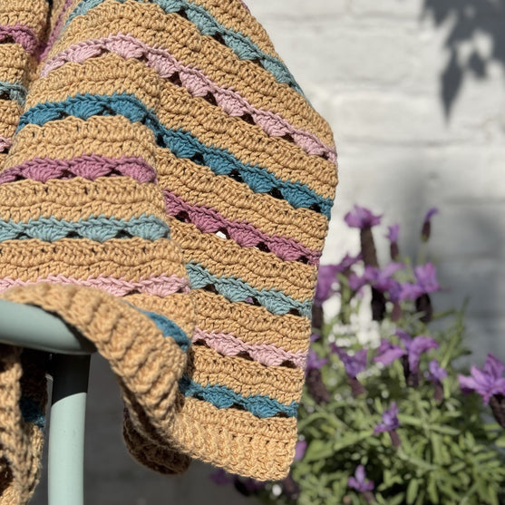 

Harmony Tee - T-shirt
12