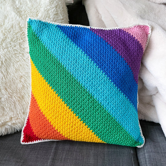 Woven Rainbow Kissen