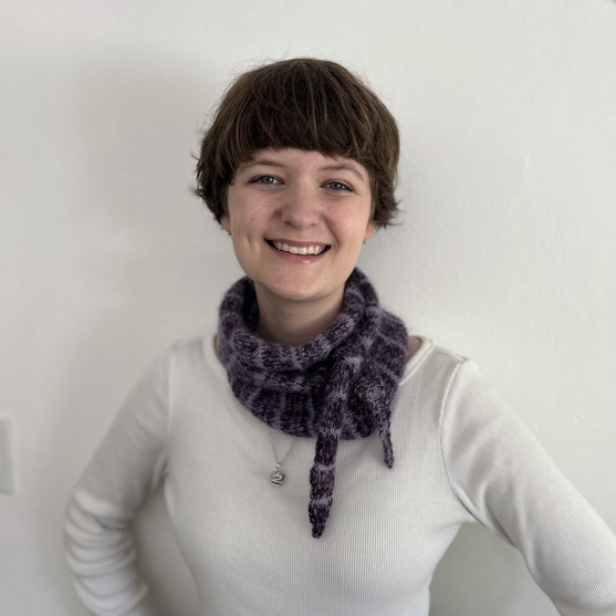 

Frosted Violets - Halstuch
1