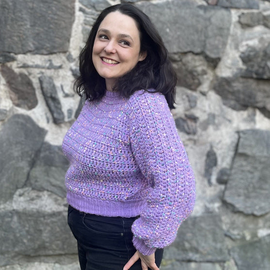 

Walking on Eggshells - Pullover
4