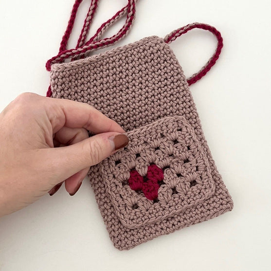

Amore - Handytasche
2