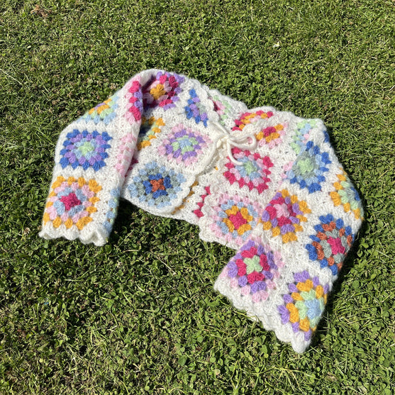 

Sunny Days - Cardigan
1