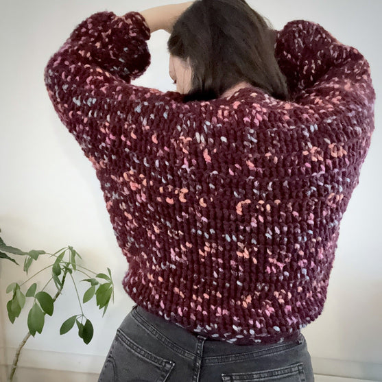 

Takes Me Back - Pullover
6