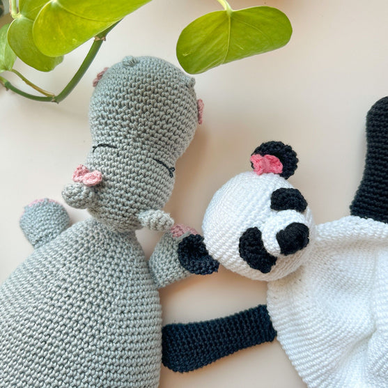 

Fiona Nilpferd - Schmusetuch
6