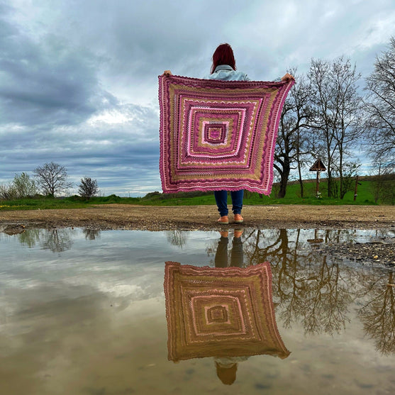 

Nestariel - Babydecke
5