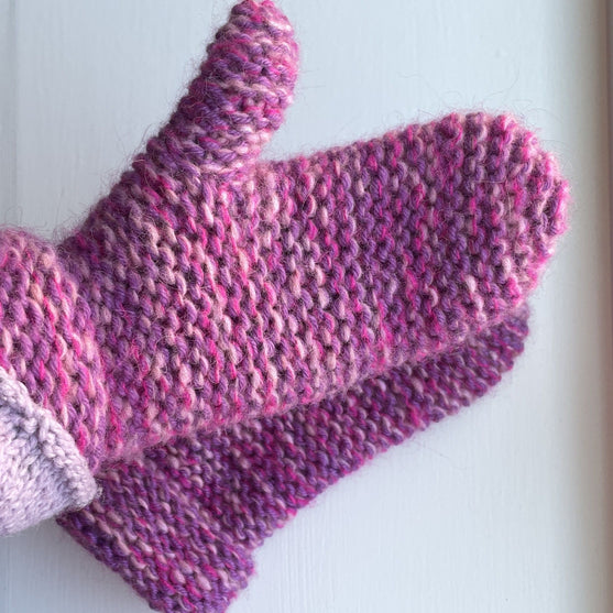 

Ultra Easy Garter Stitch Mittens - Fäustlinge
3