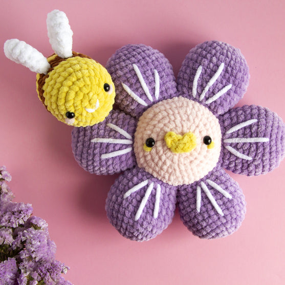 

Daisy und die Biene
2