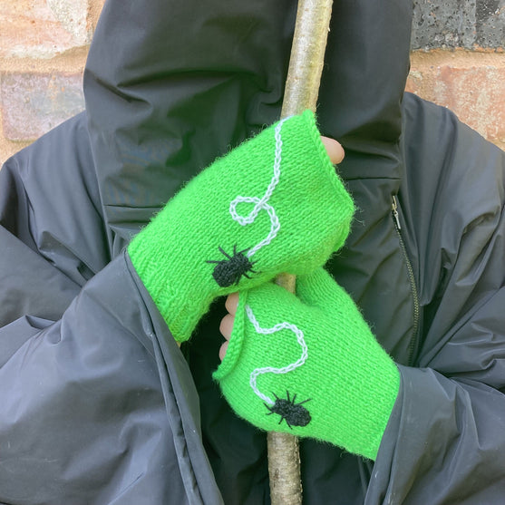 

Spider - Fingerlose Handschuhe
3