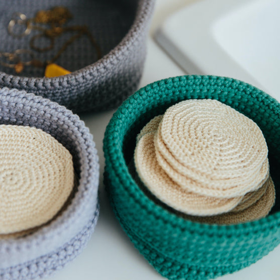 

Abschmink-Pads und Make-up-Körbchen
6