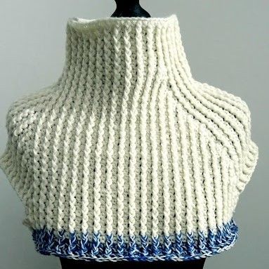 

Rain Drops Pullover - Evergreen
3