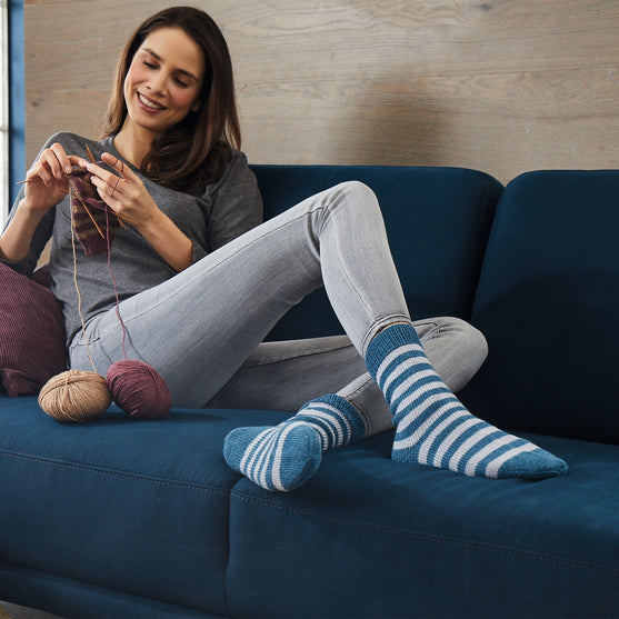 

Socken mit Streifen
2