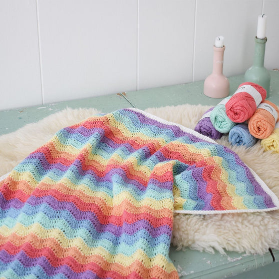 

Rainbow Babydecke
2