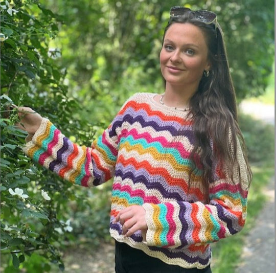 Dancing on the Waves - Pullover