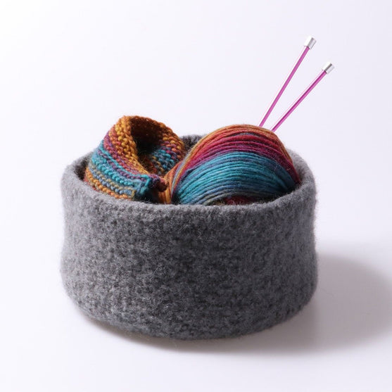 

Oslo - Gestricktes Körbchen
1