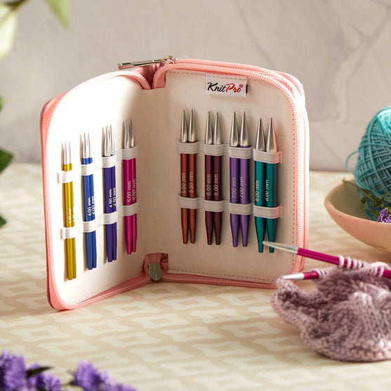 

Zing Deluxe - Set mit Kurzen Austauschbaren Rundstricknadeln - KnitPro
3